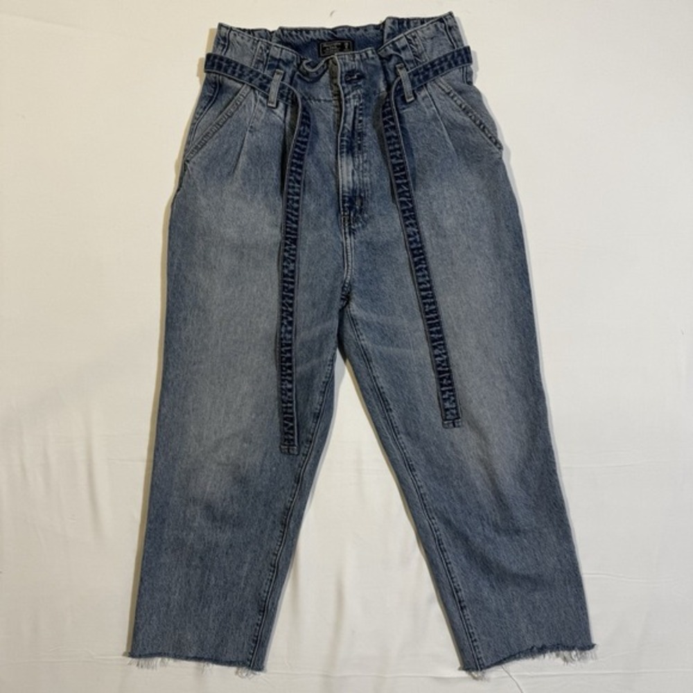 Abercrombie & Fitch A&F Mom Jeans Paper Bag Waist Belted Blue Denim 28/6‎ Casual